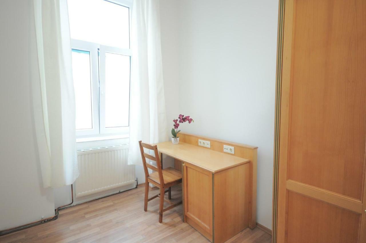 Ferienwohnung Schloessel 26/18 Vienna Exterior photo